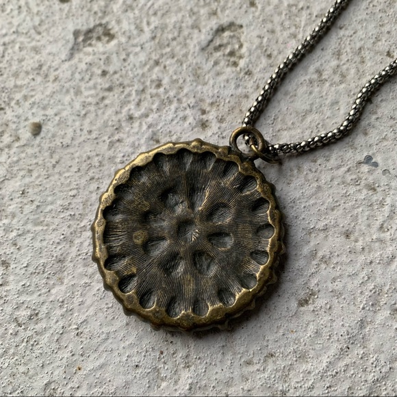 SOLD!!!Vintage metal pendant necklace with teardrop jewels - Picture 3 of 5